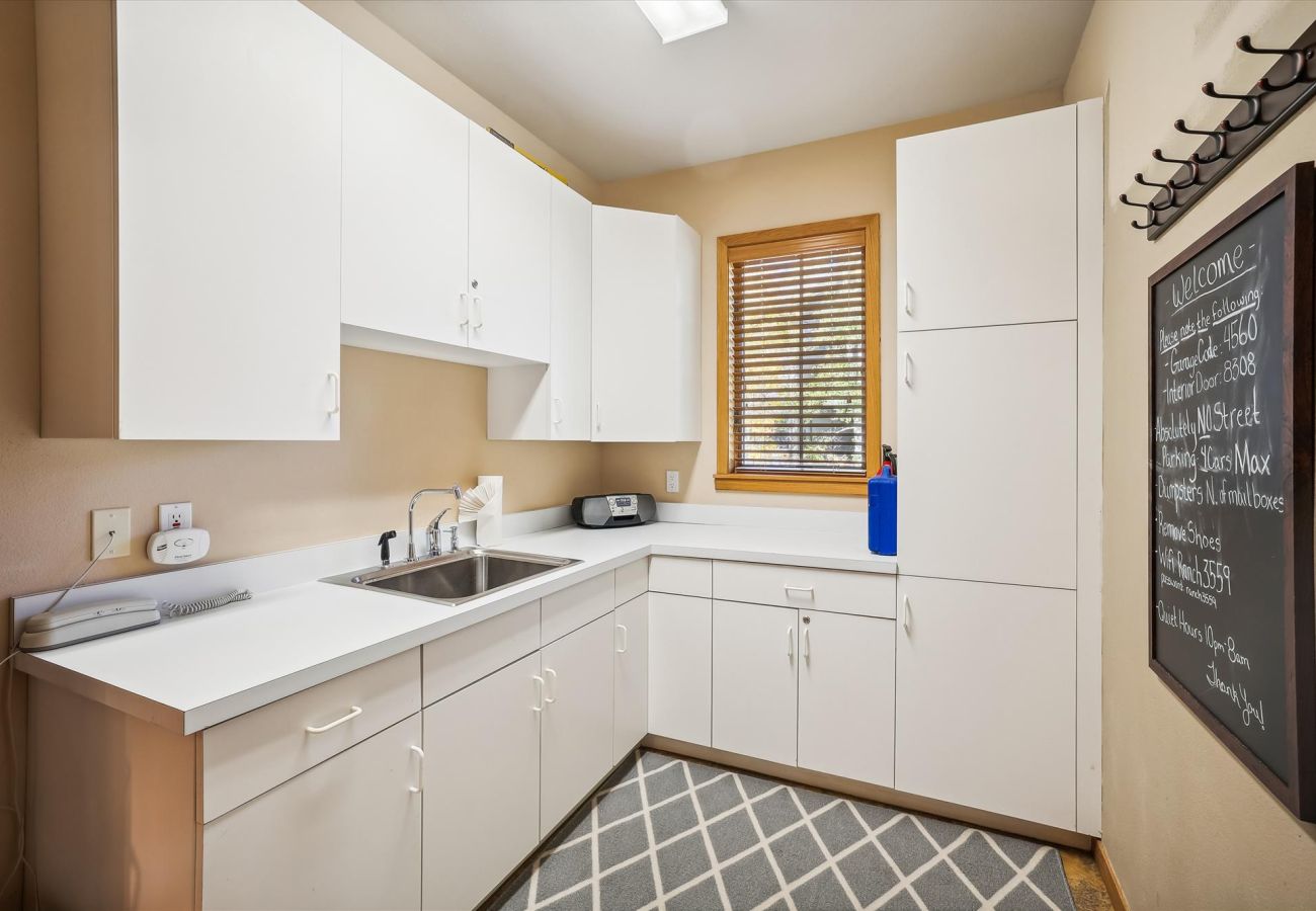 Mudroom storage